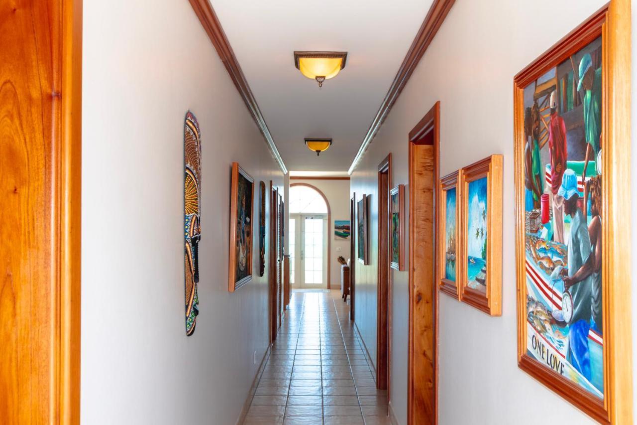 Tara Del Sol Resort San Pedro  Bagian luar foto