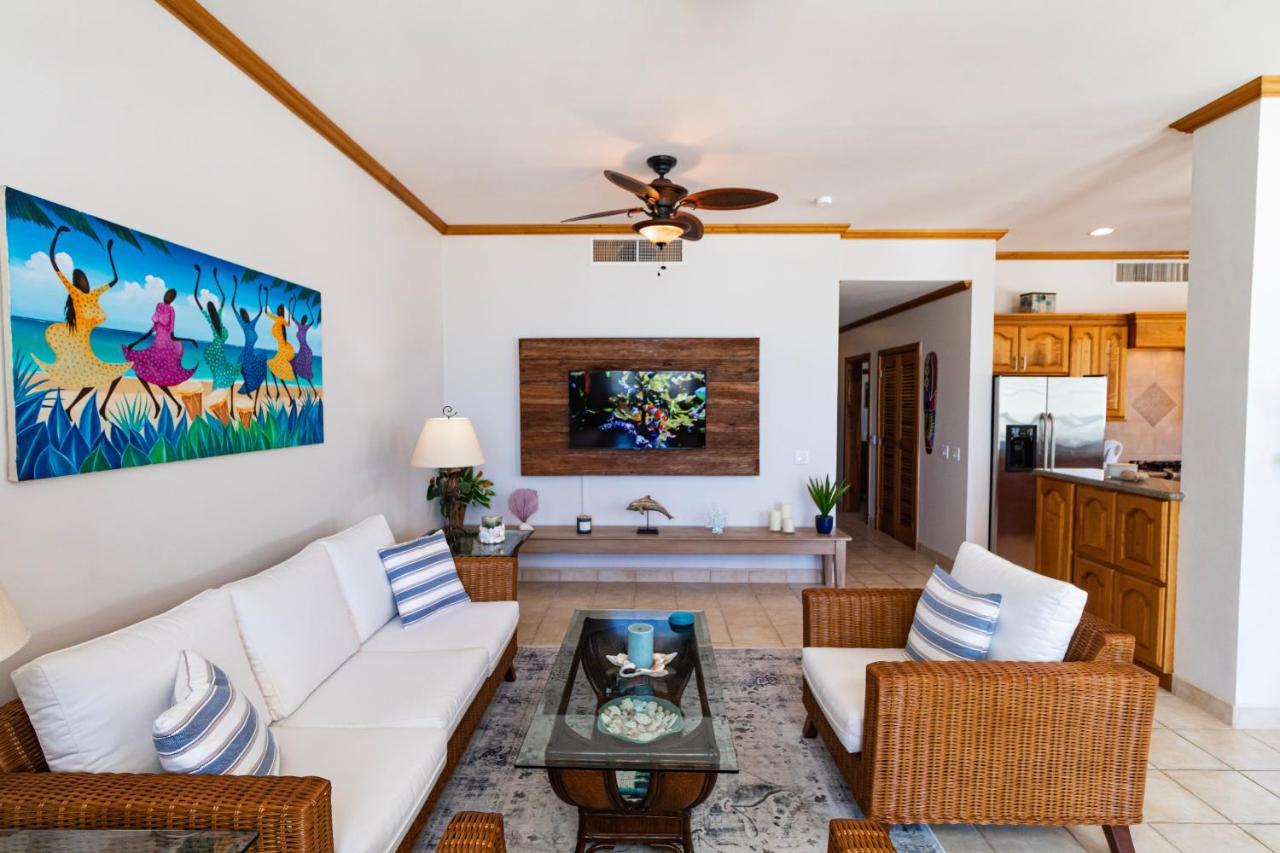 Tara Del Sol Resort San Pedro  Bagian luar foto